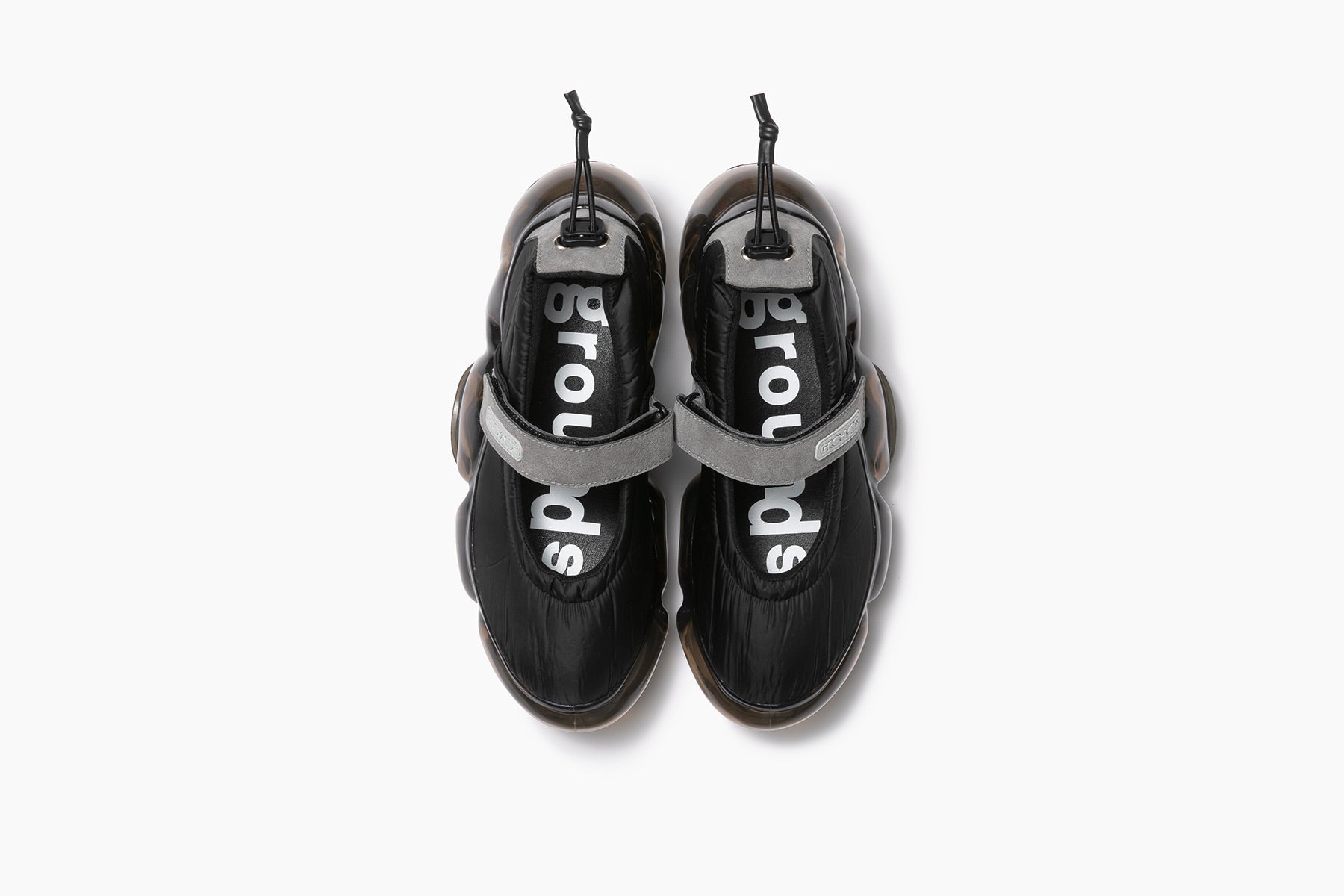 grounds MOOPIE STRAP PUMPS　BLACK GRAY / BLACK