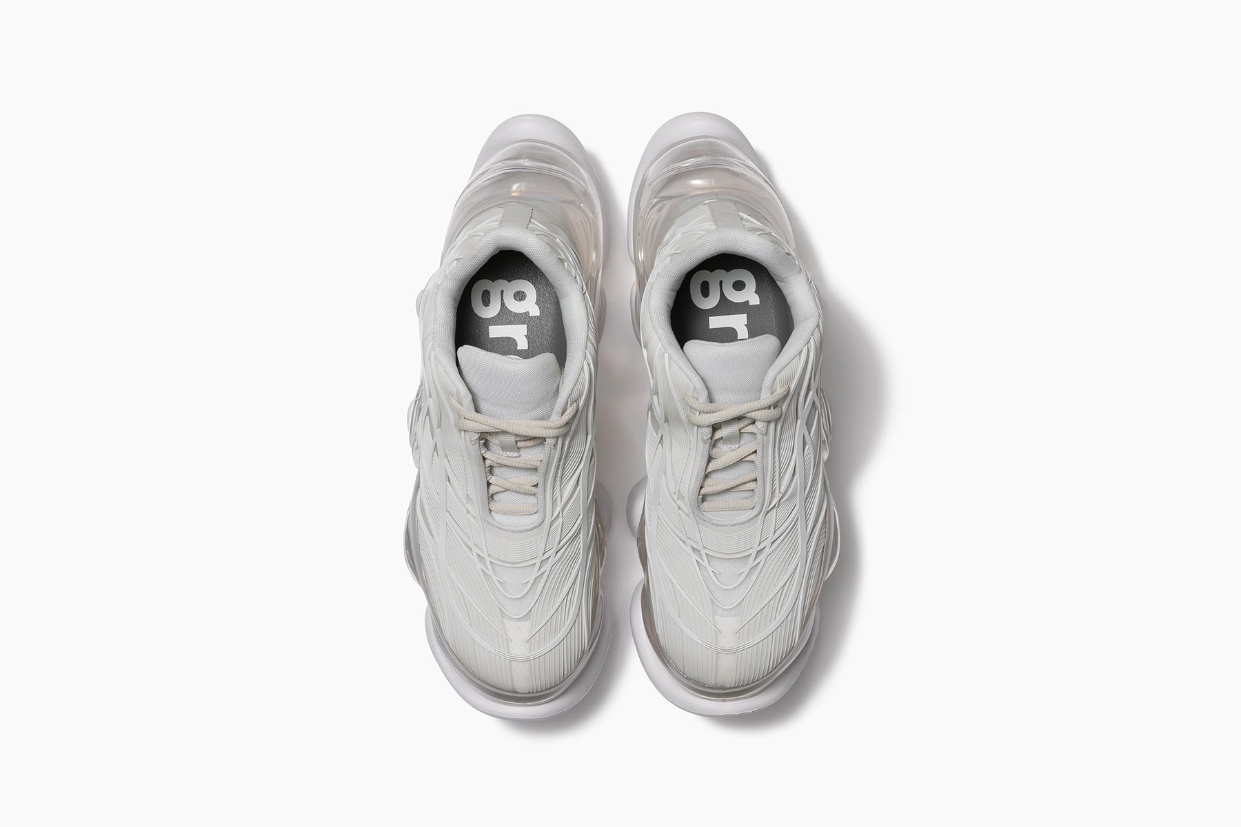 grounds SKYSCRAPER WIRE　WHITE GRAY / CLEAR