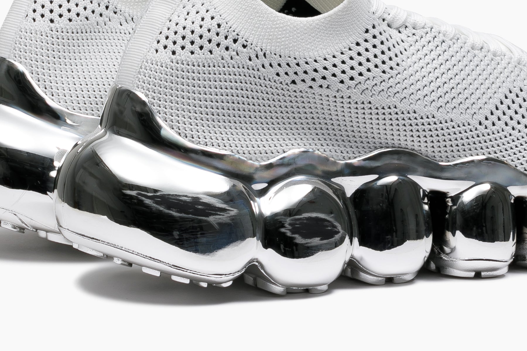 grounds JEWELRY CHROME SCRATCH WHITE BLACK / CHROME